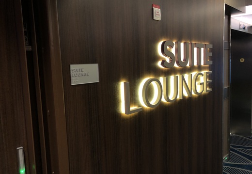 Symphony of the Seas - Crown Loft Suite